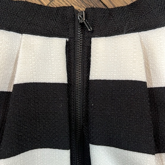 NWT Do+Be Crop Top S Halter Black White Pleated Dressy Striped Overlay‎ Cocktail - Picture 6 of 7